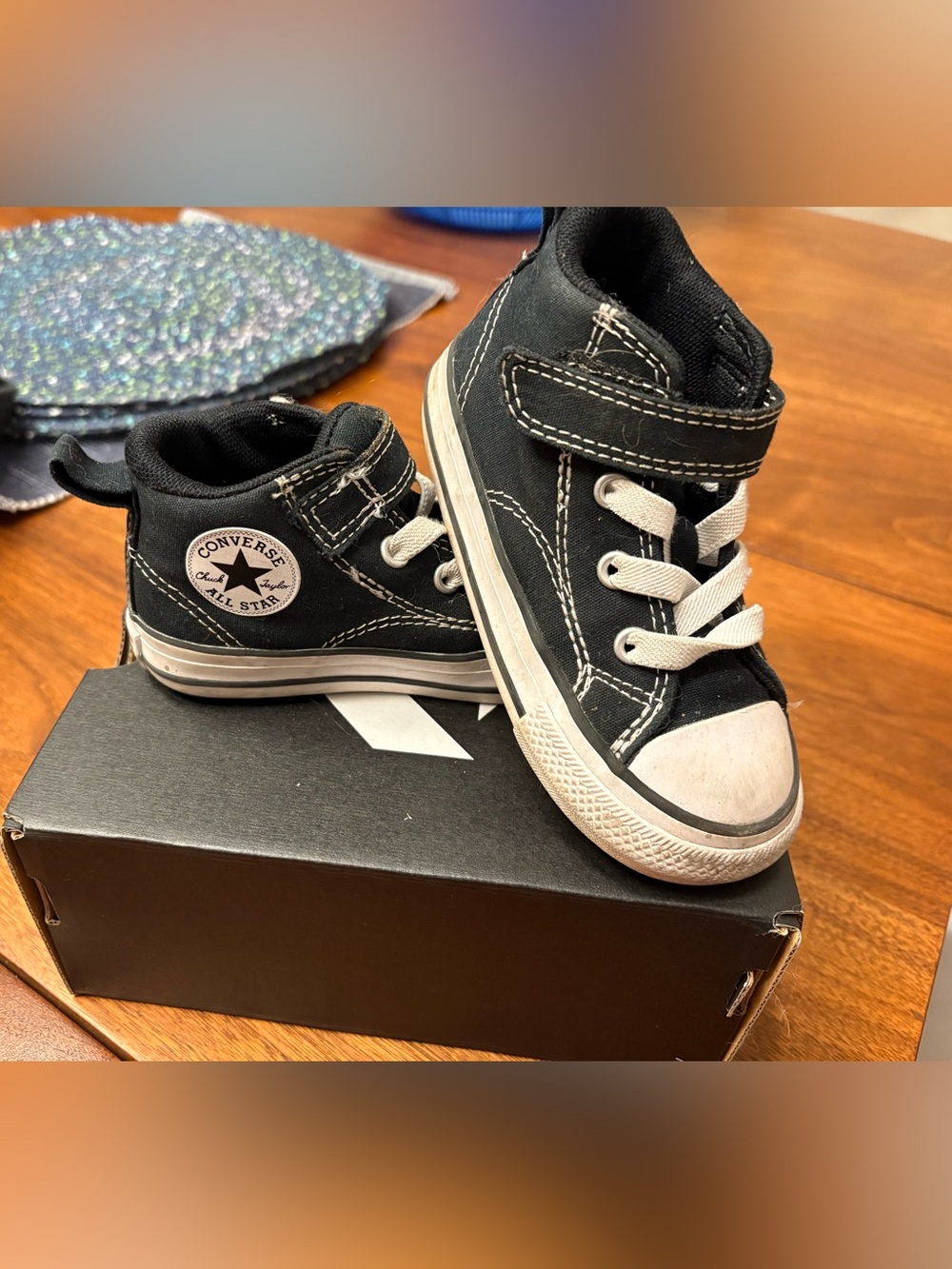 Converse Kids Black High-Top Sneakers Size 7C Toddler
